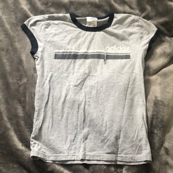 Adidas’s T-Shirt - Picture 1 of 1